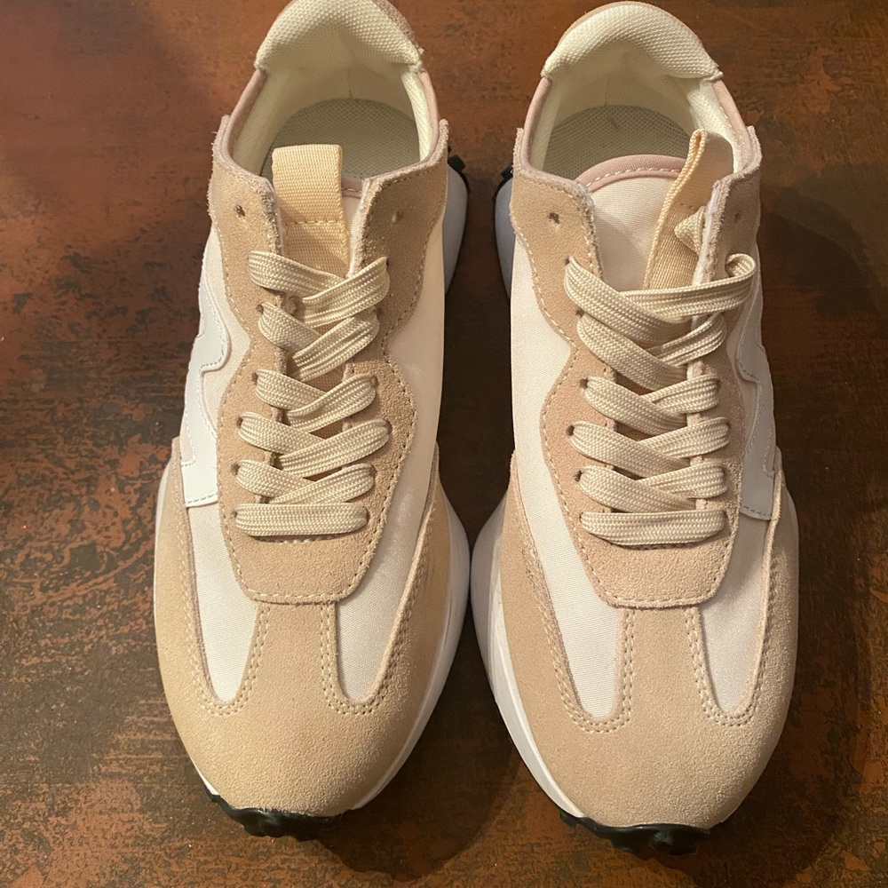 Steve Madden Campo Sneaker